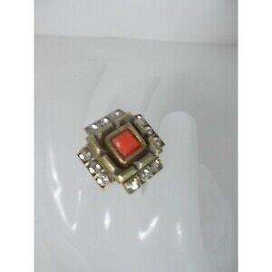 VINTAGE Gerard Yosca 4 score Swarovski Crystals ring Coral   NWOT $155 Sz 6